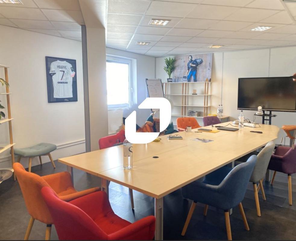 Bureau dans Montreuil à louer Photo intérieure- Image 1 de 8