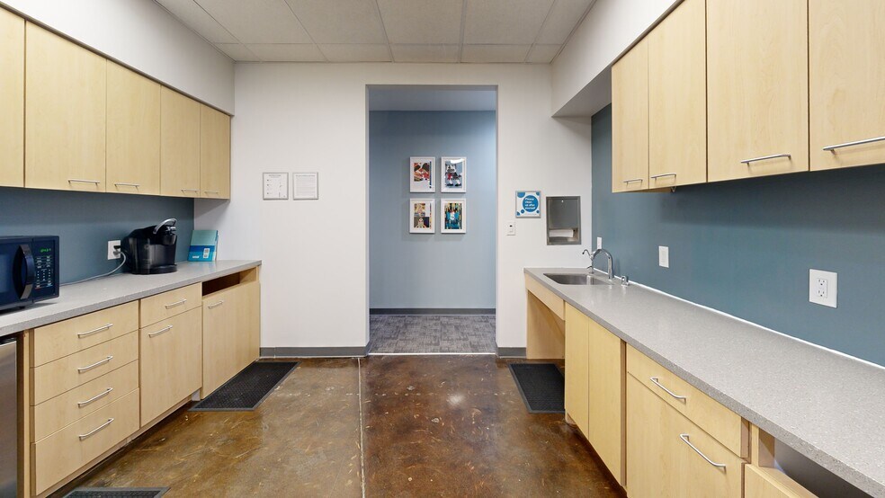 10100 N Central Expy, Dallas, TX à louer - Numérisation 3D de Matterport - Image 2 de 21