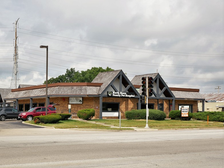 300 Skokie Blvd, Northbrook, IL for lease - Building Photo - Image 1 of 3