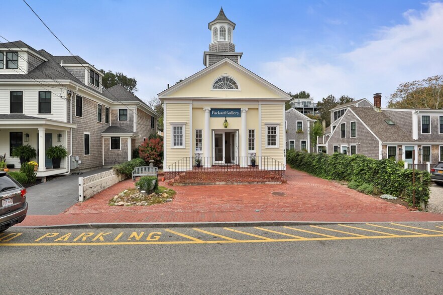 418 Commercial St, Provincetown, MA for sale - Building Photo - Image 2 of 41