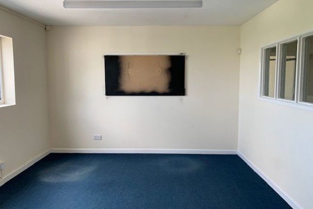 Plough Ln, Hereford for lease Interior Photo- Image 1 of 2