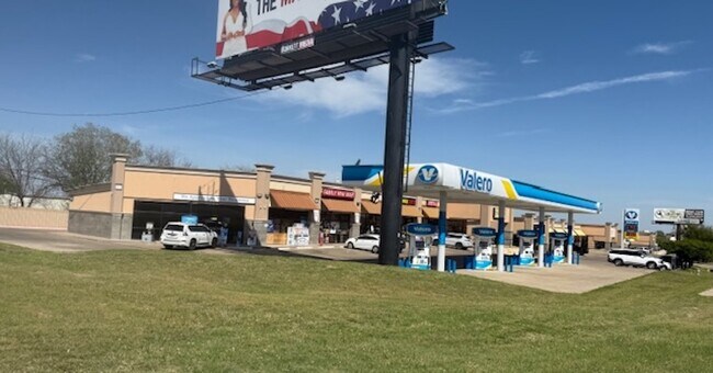 Plus de détails pour 305 E Stan Schlueter Loop, Killeen, TX - Commerce de détail à vendre