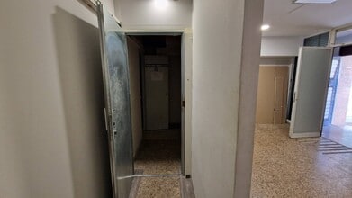 Commerce de détail dans Barcelone, Barcelona à louer Photo intérieure- Image 2 de 7