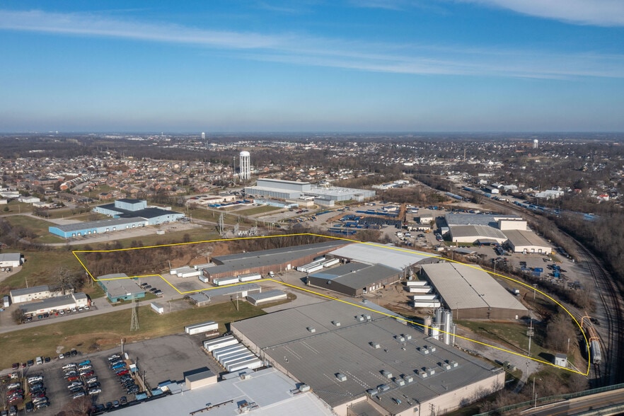 500 Memorial Dr, Nicholasville, KY for lease - Primary Photo - Image 1 of 50