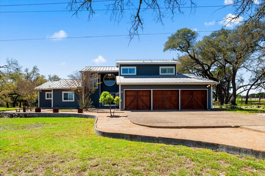 14519 Fitzhugh Rd, Austin, TX for sale - Primary Photo - Image 1 of 60