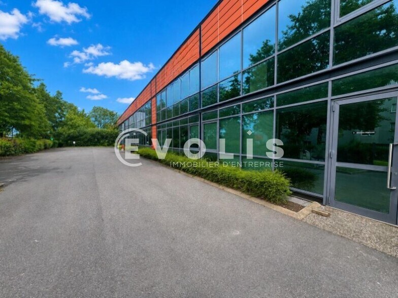 Flex dans Alfortville à louer - Photo du bâtiment - Image 1 de 3
