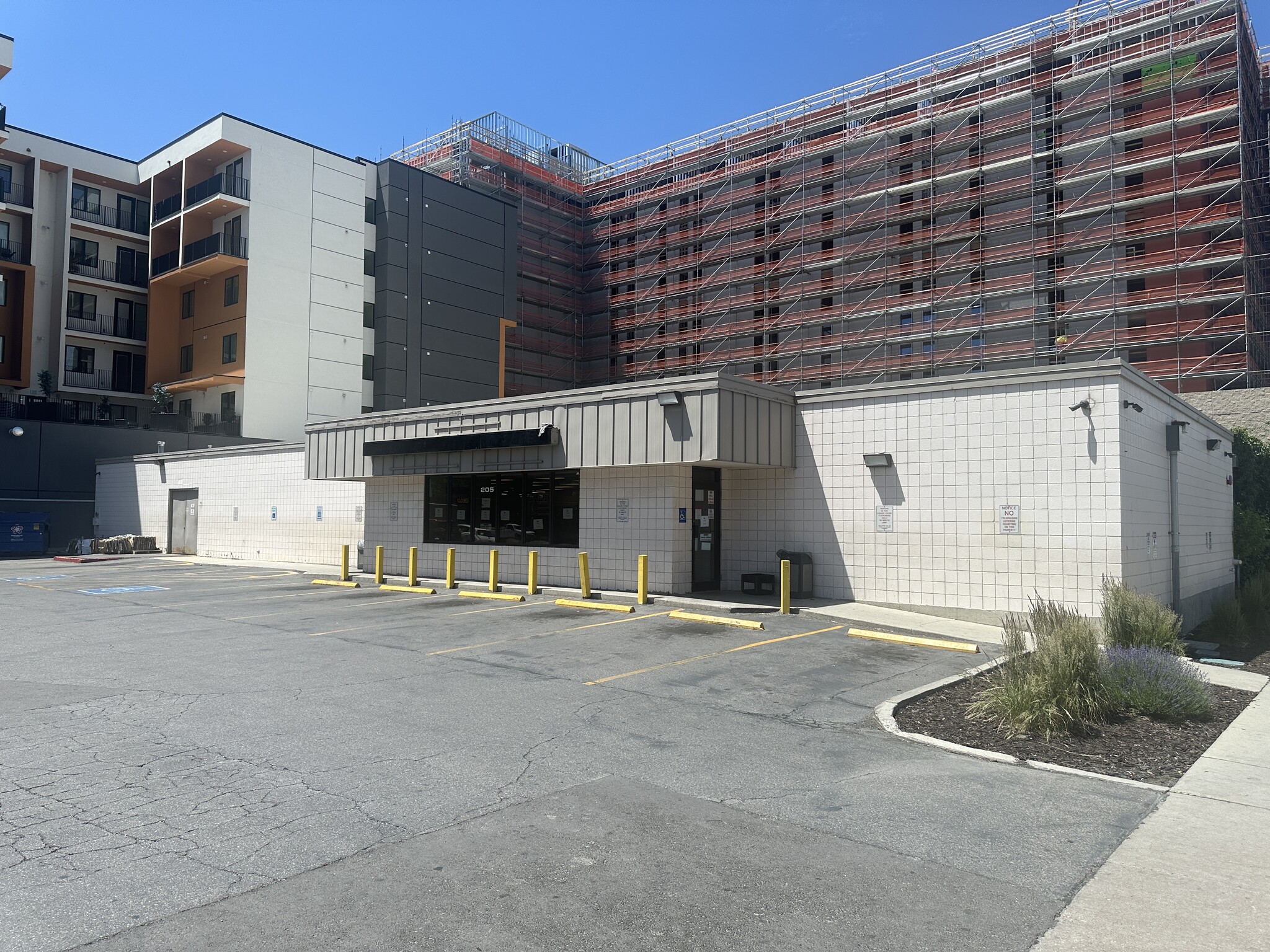 205 W 400 S, Salt Lake City, UT for lease Primary Photo- Image 1 of 5