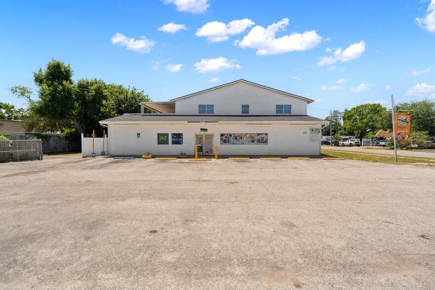 4624 N Hubert Ave, Tampa, FL à vendre - Photo du bâtiment - Image 2 de 25