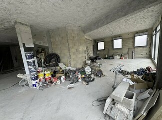 Plus de détails pour Commerce de détail à vendre