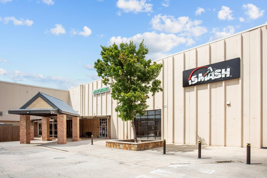 1839 S Main St, Wake Forest, NC for lease - Building Photo - Image 3 of 16
