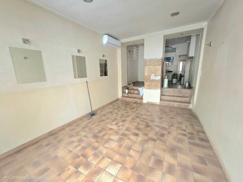 Retail in Nice for sale - Interior Photo - Image 2 of 6