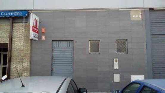 Industrial in SEVILLA for lease - Building Photo - Image 3 of 15
