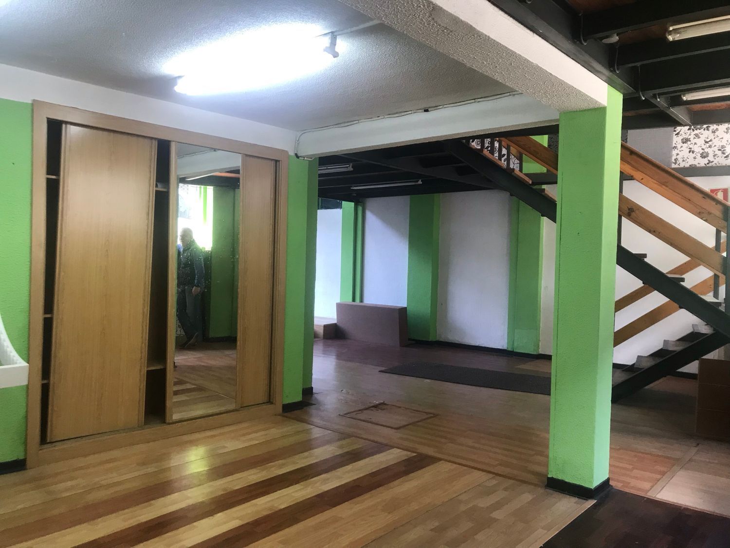 Retail in Vigo, Pontevedra for lease Interior Photo- Image 1 of 15