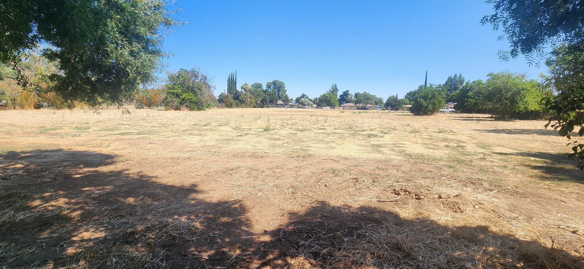5469 Tulare ave, Fresno, CA for sale Primary Photo- Image 1 of 10