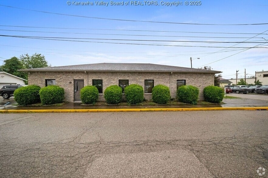 4803 Kentucky St, Charleston, WV for sale - Building Photo - Image 1 of 13