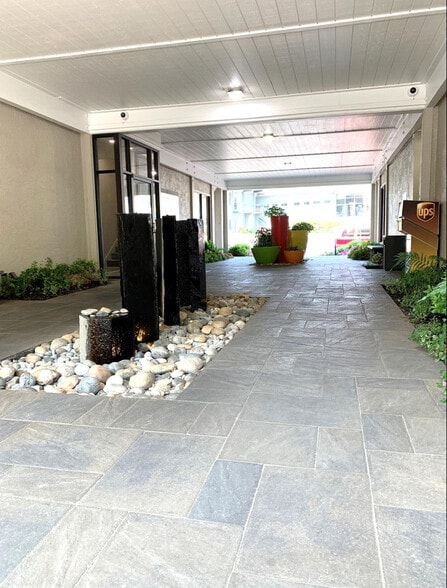 1280 Boulevard Way, Walnut Creek, CA à louer - Photo du bâtiment - Image 3 de 13