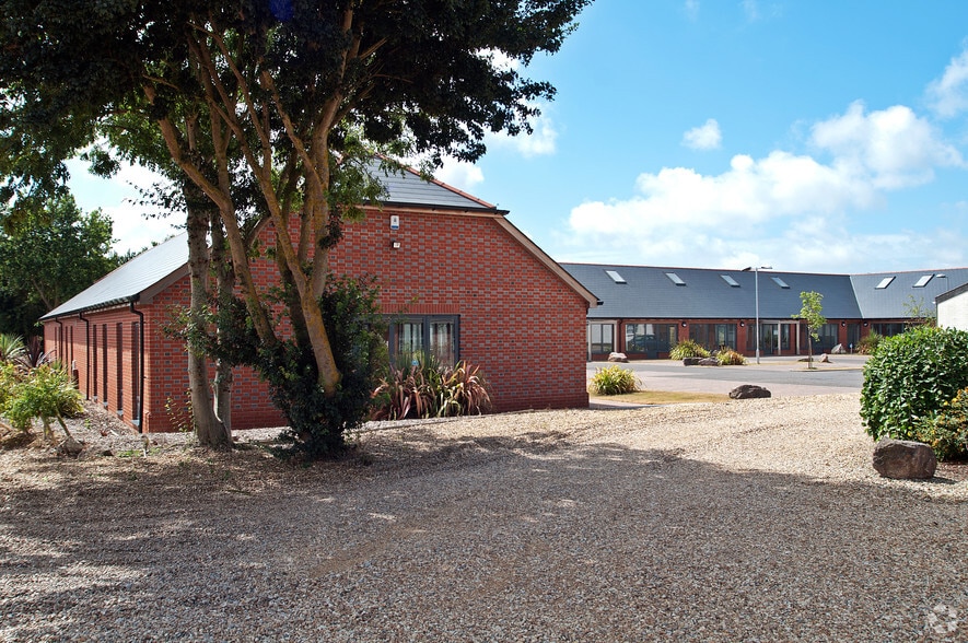 Vinnetrow Rd, Chichester à vendre - Photo principale - Image 1 de 4