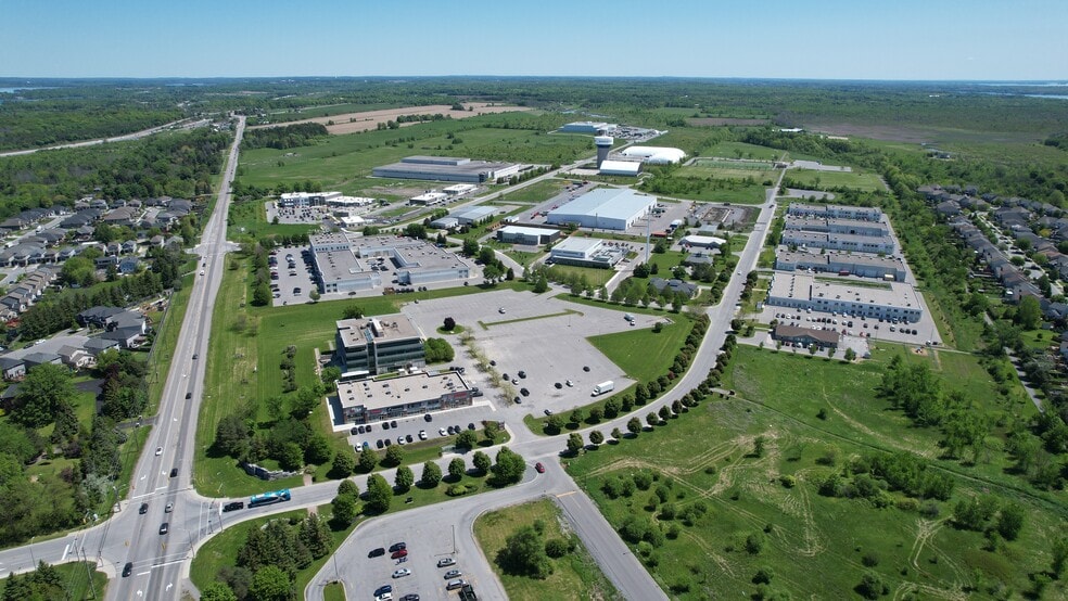 683 Innovation Dr, Kingston, ON for lease - Building Photo - Image 3 of 6