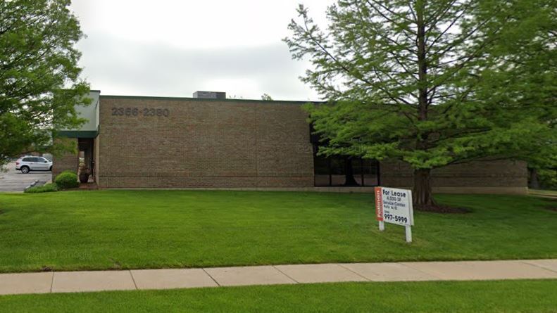 2366-2380 Schuetz Rd, Maryland Heights, MO à vendre - Photo du bâtiment - Image 2 de 11