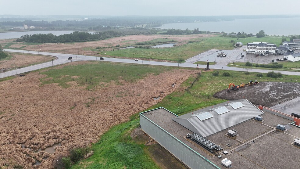 Highway 36/55 bypass, Lac La Biche, AB à vendre - Photo du bâtiment - Image 3 de 3