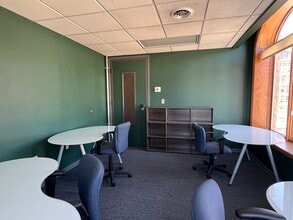 1518 Forbes Ave, Pittsburgh, PA for lease Interior Photo- Image 2 of 2