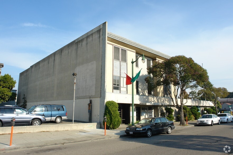 2445-2447 Santa Clara Ave, Alameda, CA à louer - Photo du bâtiment - Image 3 de 14