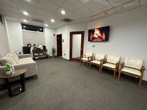 4040 S Orchard St, Fircrest, WA à louer Photo intérieure- Image 2 de 7