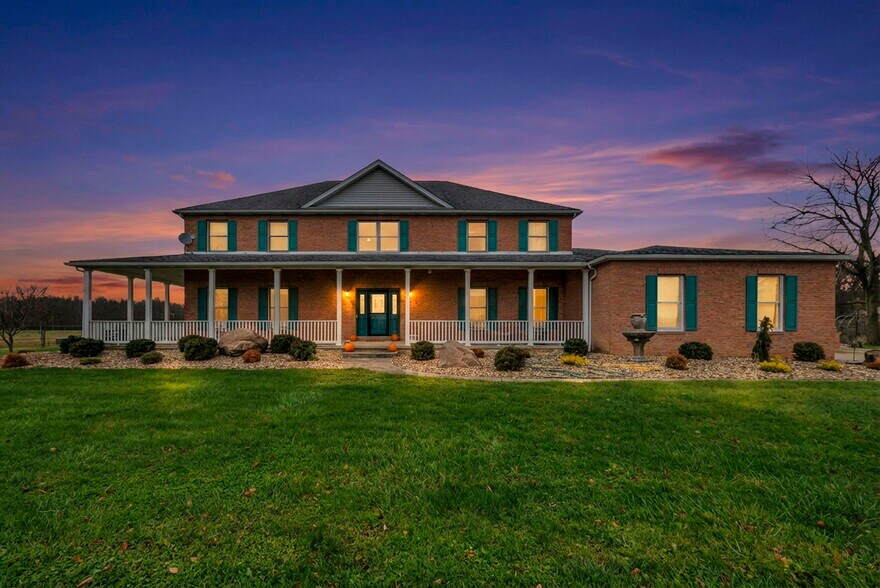 16449 S Boone Rd, Columbia Station, OH à vendre - Photo du bâtiment - Image 3 de 109
