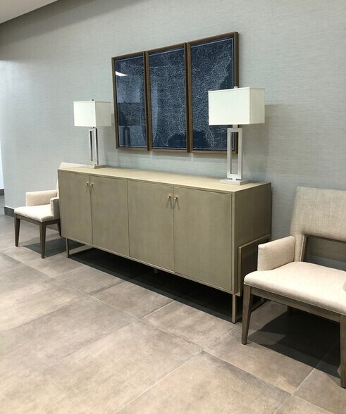 7850 NW 146th St, Miami Lakes, FL à louer - Photo intérieure - Image 3 de 11