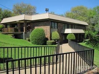 More details for 102 Memorial Dr, Denison, TX - Office for Lease