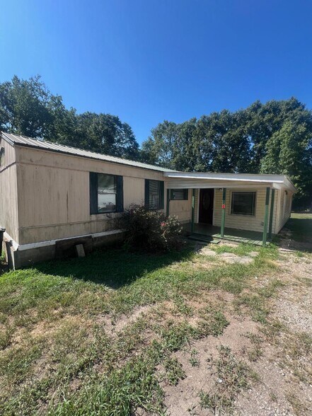 B&R Rental Portfolio portefeuille de 1 propriétés à vendre sur LoopNet.ca - Photo du bâtiment - Image 2 de 11