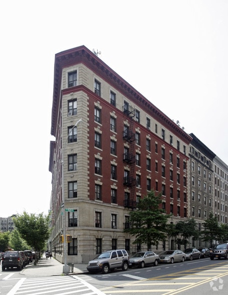 188 St Nicholas Ave, New York, NY à vendre - Photo principale - Image 1 de 16