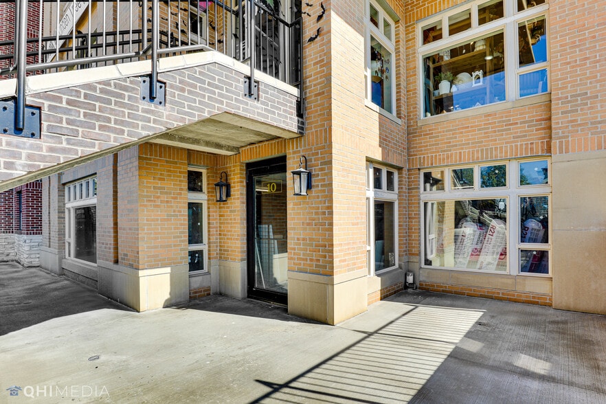 210 N 10th St, Noblesville, IN for lease - Building Photo - Image 3 of 8