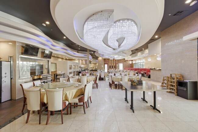 Plus de détails pour 4721 Chino Hills Pky, Chino Hills, CA - Commerce de détail à louer