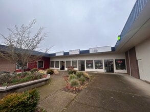4205-4229 Main St, Springfield, OR for lease Building Photo- Image 2 of 7