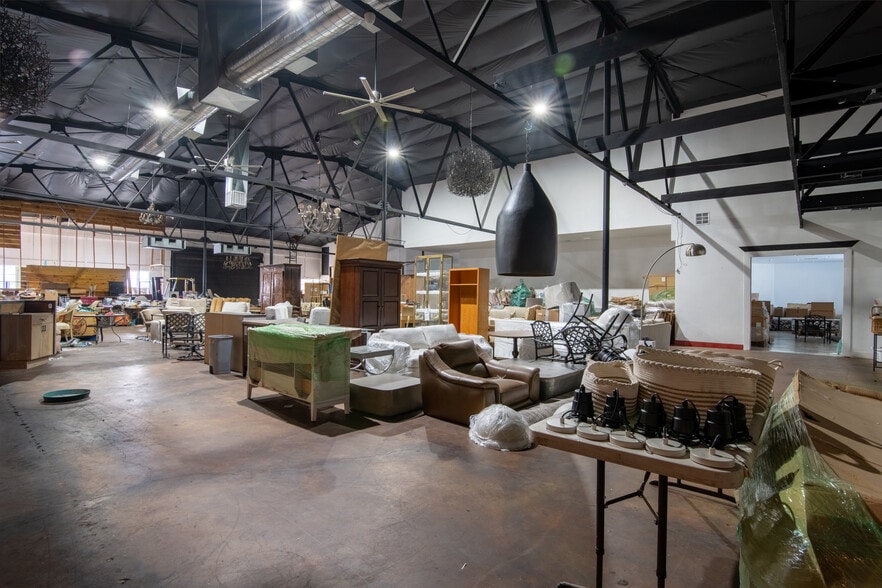 2612 F St, Bakersfield, CA for sale - Building Photo - Image 3 of 12