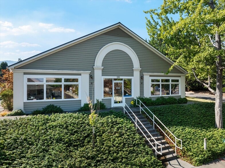 385-389 Williamson Way, Ashland, OR for sale - Building Photo - Image 2 of 28