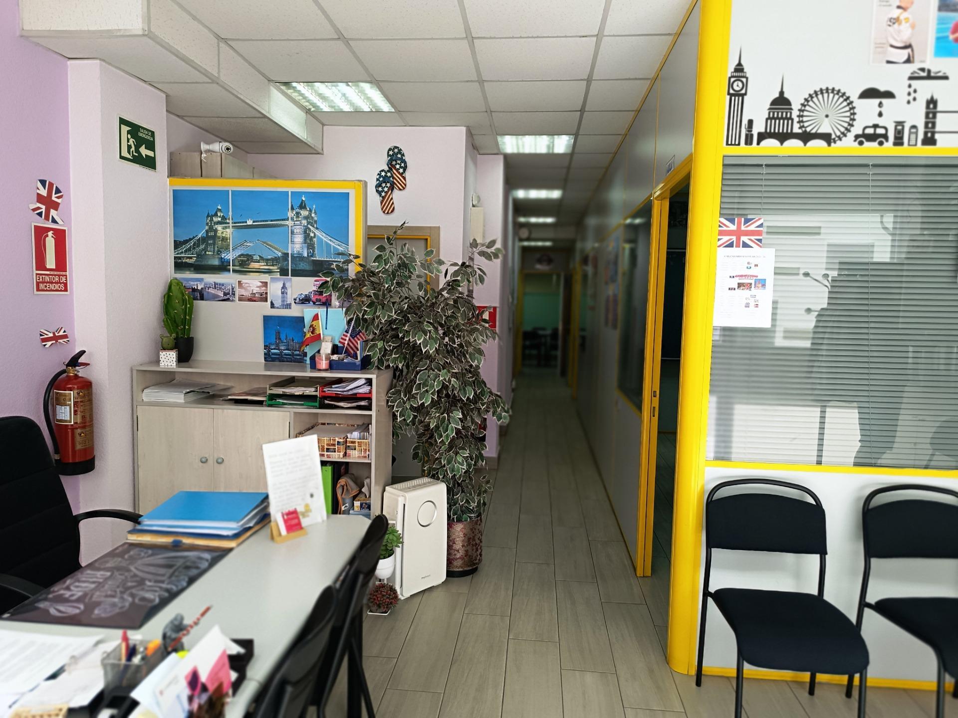 Multifamily in Móstoles, Madrid for sale Primary Photo- Image 1 of 3