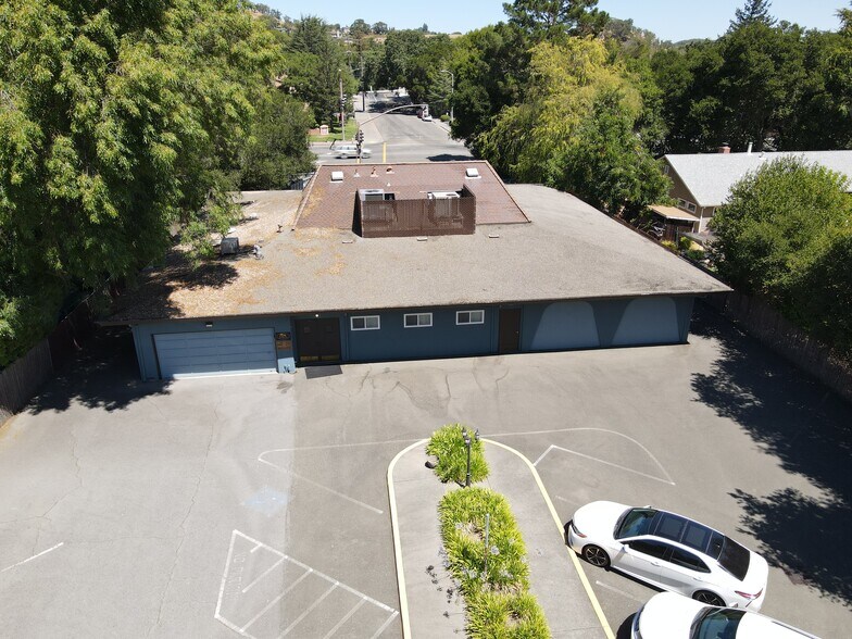 1801 Novato Blvd, Novato, CA à vendre - Photo du bâtiment - Image 3 de 4