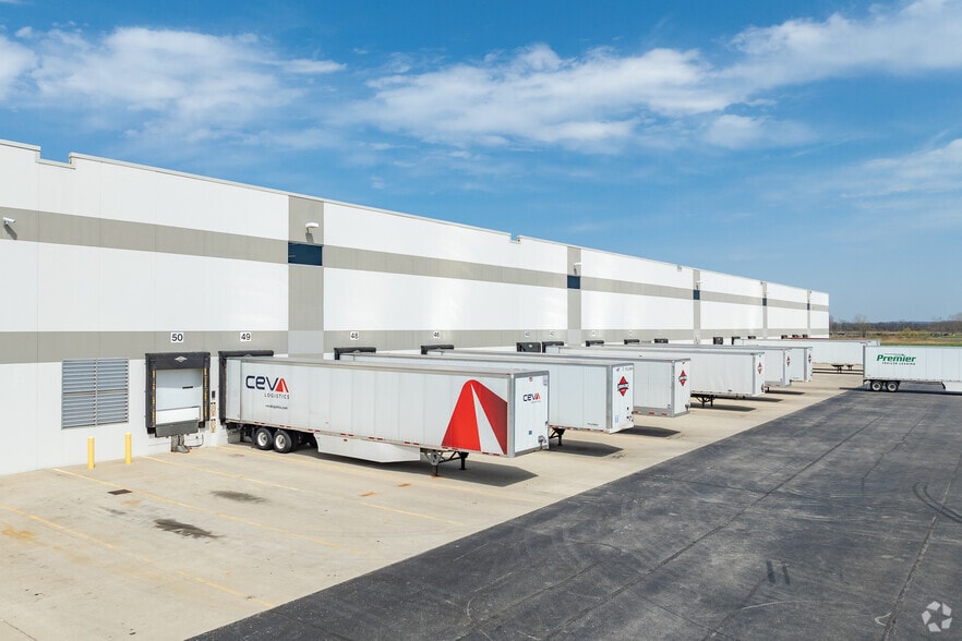 9296 Intermodal Ct, Columbus, OH for lease - Building Photo - Image 3 of 4