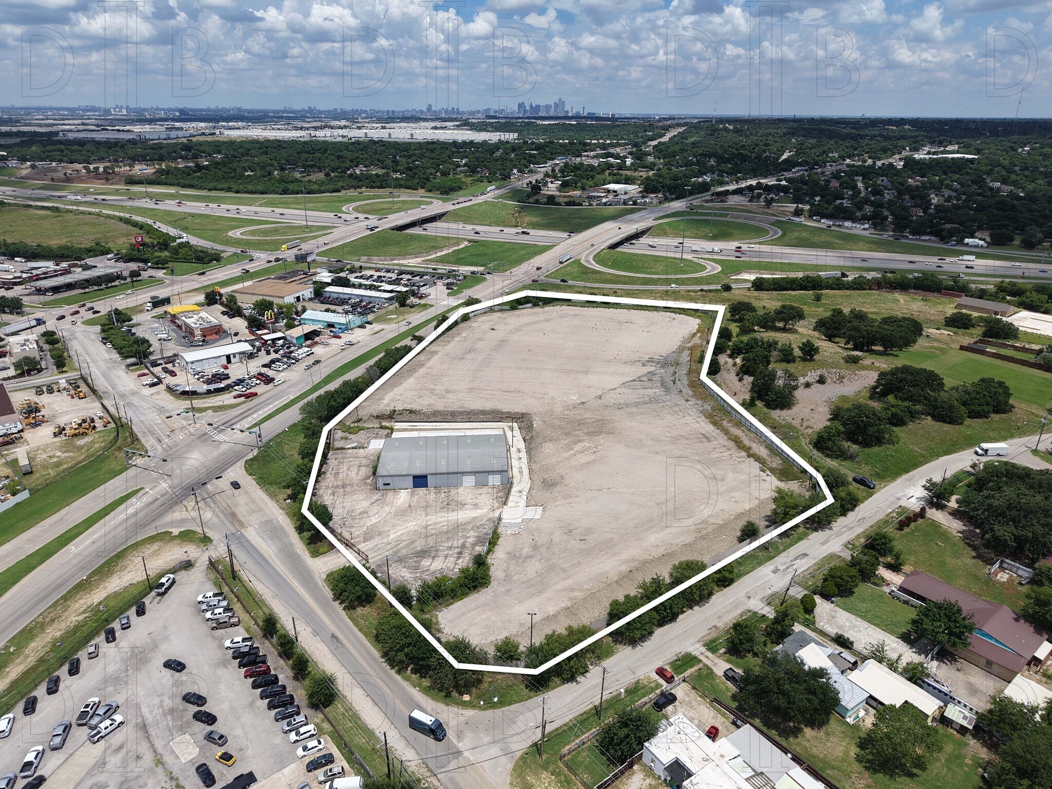 5956 W Jefferson Blvd, Dallas, TX for sale Building Photo- Image 1 of 11