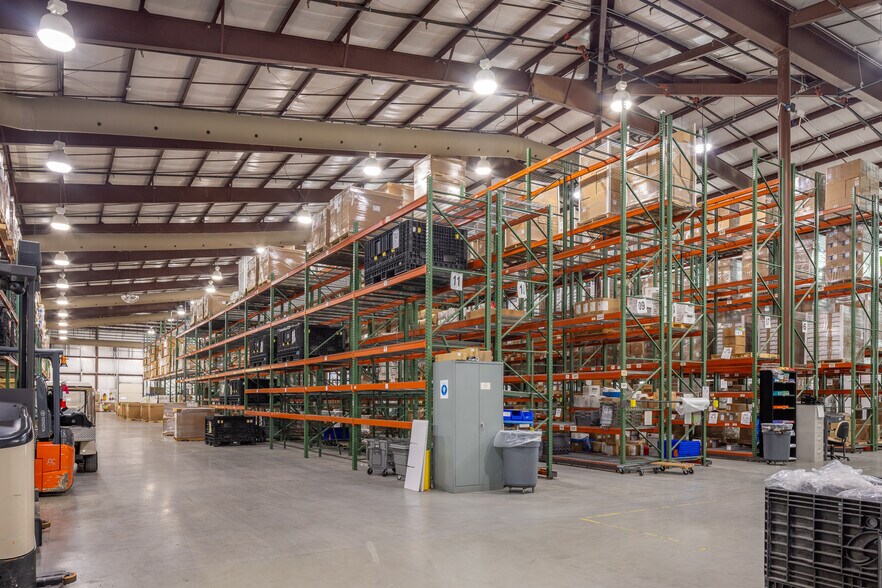 172 Riverbend St, Waynesville, NC à louer - Photo intérieure - Image 3 de 30