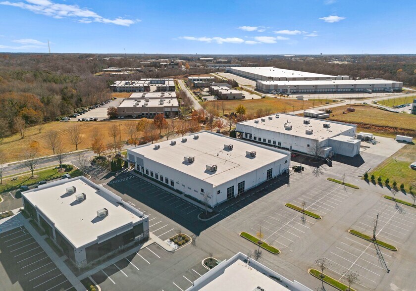 116 Exmore Rd, Mooresville, NC à louer - Photo du bâtiment - Image 3 de 32