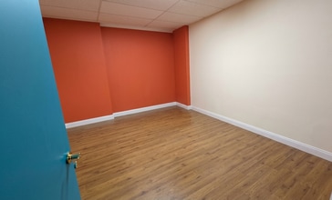 17985 Biscayne Blvd, Miami, FL à louer Photo intérieure- Image 2 de 4