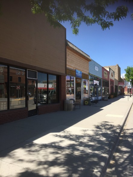 513 Greybull Ave, Greybull, WY for sale - Primary Photo - Image 1 of 1