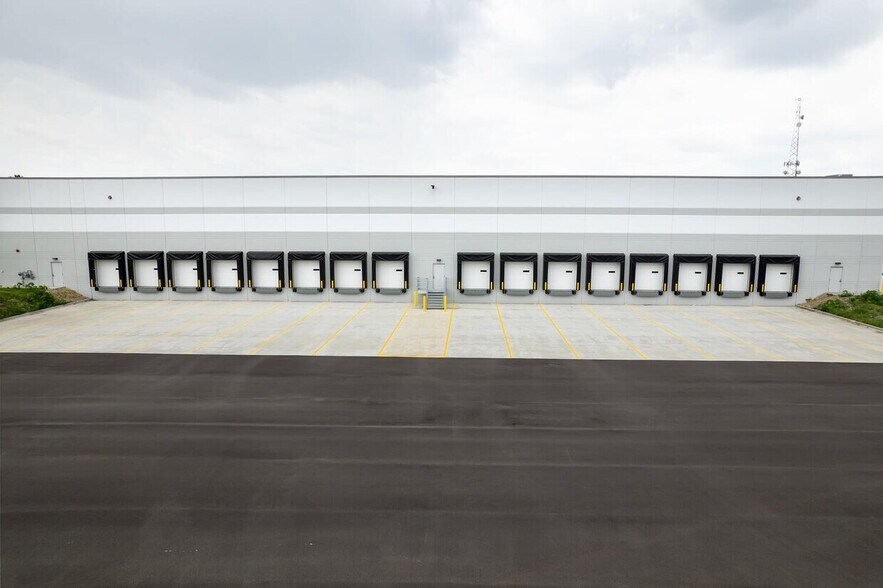 3600 W 127th St, Alsip, IL à louer - Photo du bâtiment - Image 2 de 7