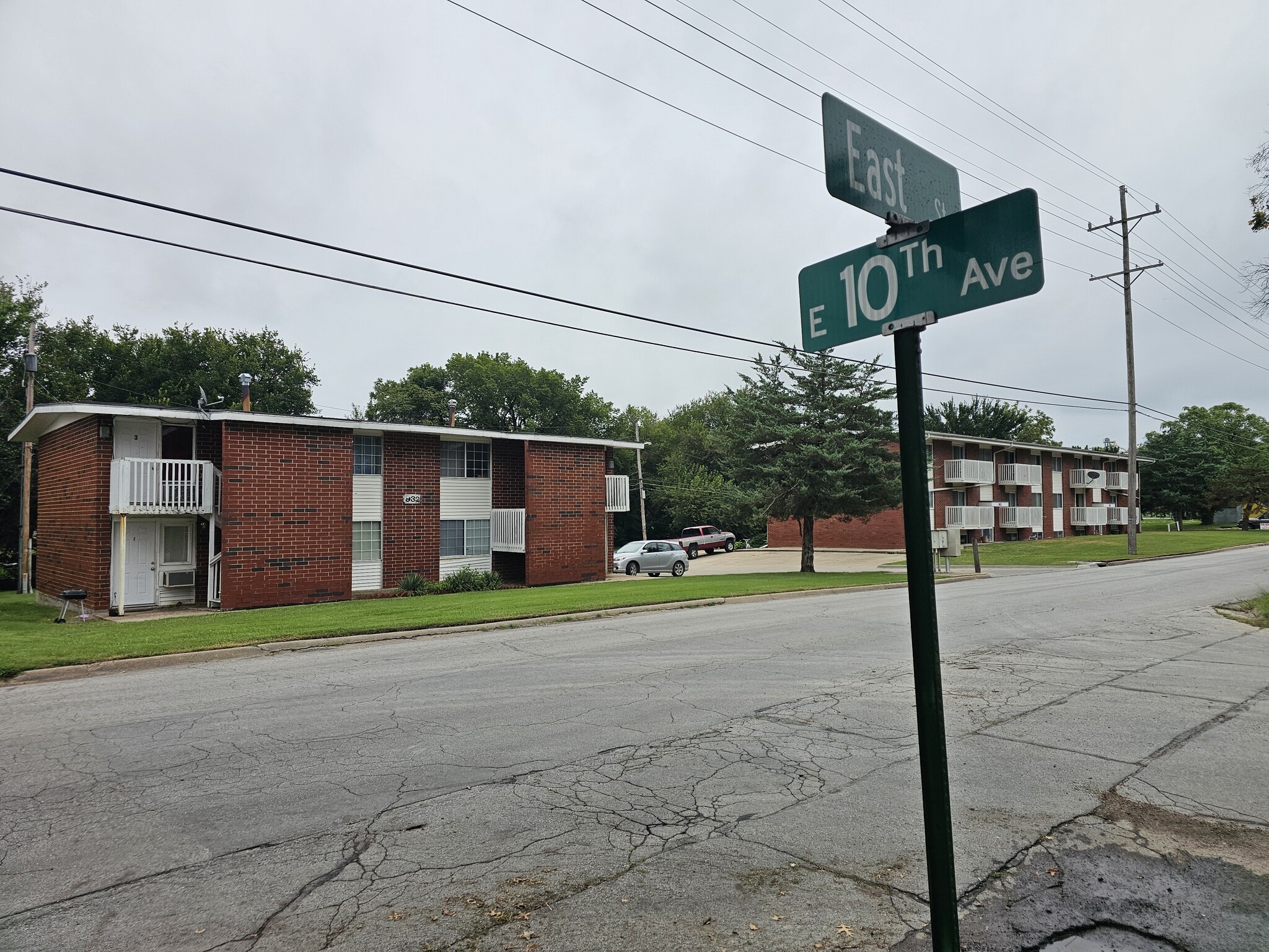 920 East St, Emporia, KS for sale Primary Photo- Image 1 of 11