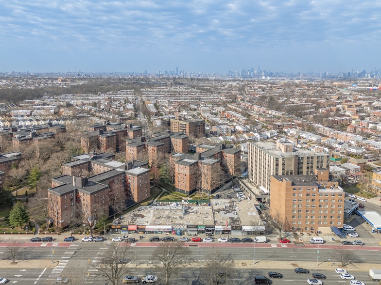 62-06 Woodhaven blvd, Rego Park, NY for sale - Building Photo - Image 3 of 10