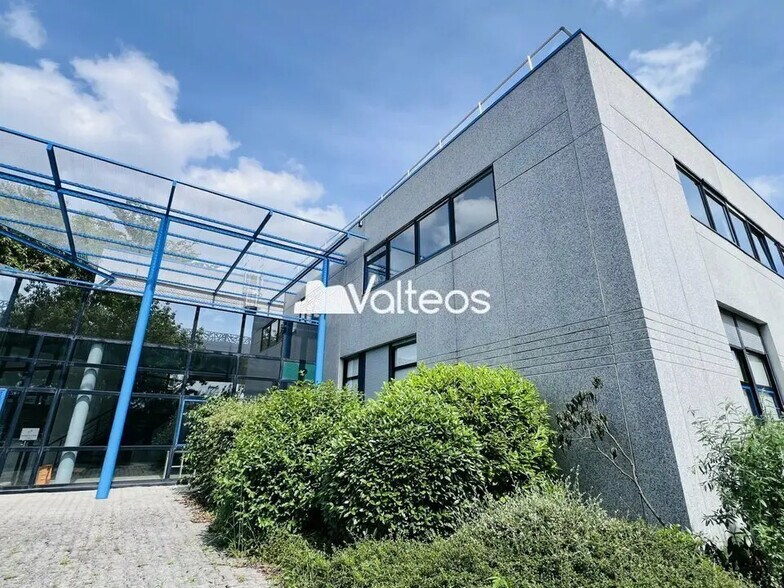 Office in Labège for lease - Building Photo - Image 1 of 10