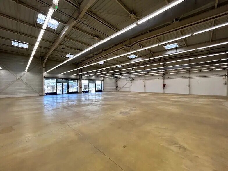 75 Rue Louis Lepine, Viriat à louer - Photo intérieure - Image 3 de 5